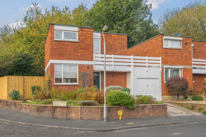 Images for Bourne End, Wooburn Green EAID:2640919782 BID:FHH