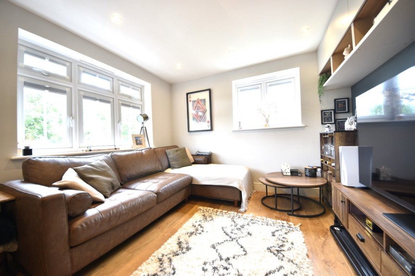 Images for Wooburn Green, High Wycombe EAID:2640919782 BID:FHL