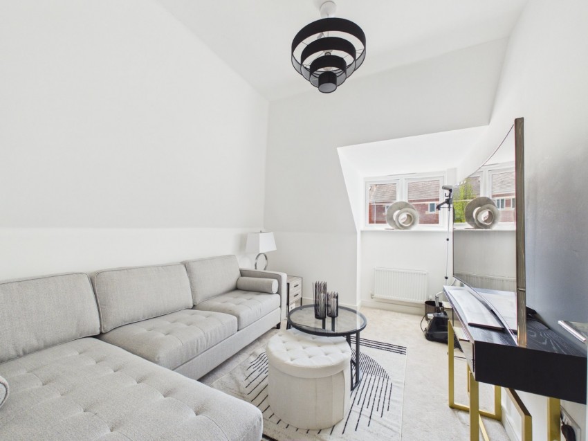 Images for High Wycombe EAID:2640919782 BID:FHH