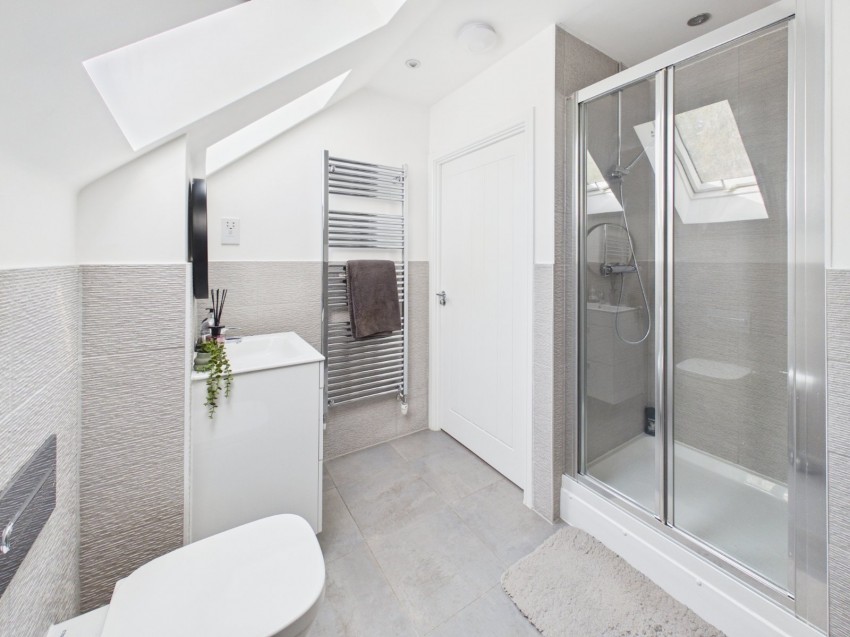 Images for High Wycombe EAID:2640919782 BID:FHH