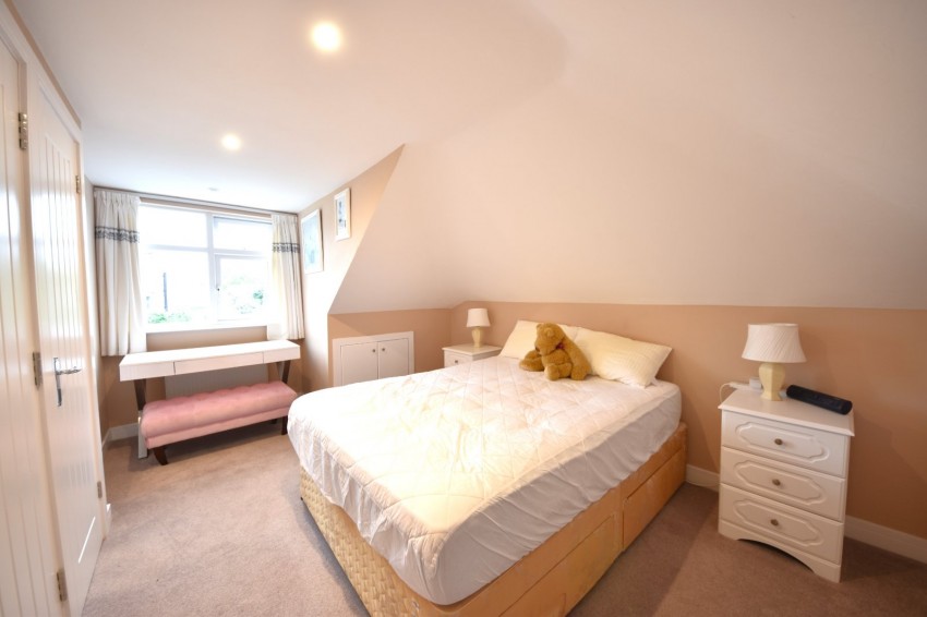 Images for Flackwell Heath, High Wycombe, Buckinghamshire EAID:2640919782 BID:FHL