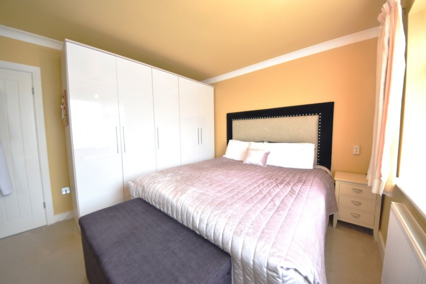 Images for Flackwell Heath, High Wycombe, Buckinghamshire EAID:2640919782 BID:FHL