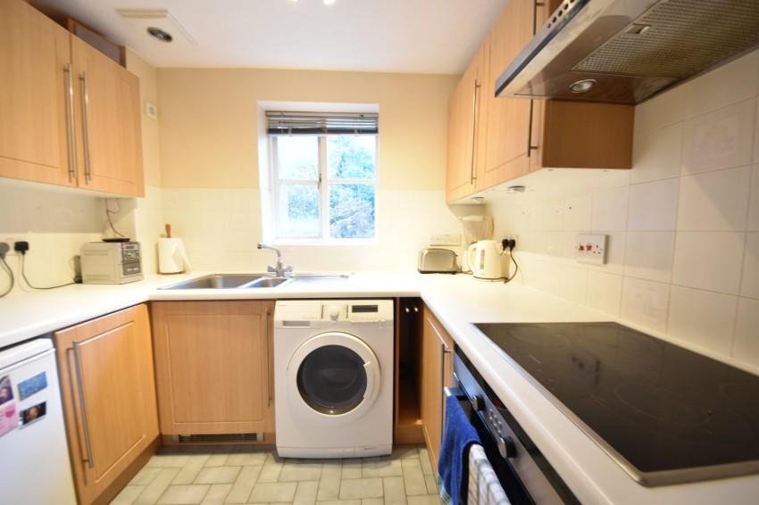 Images for High Wycombe EAID:2640919782 BID:FHH