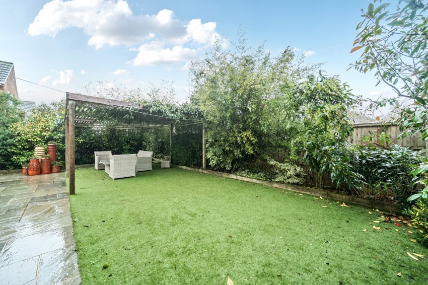 Images for Flackwell Heath, High Wycombe EAID:2640919782 BID:FHH