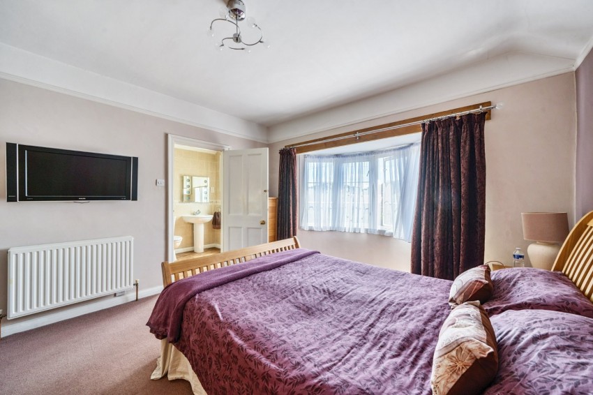 Images for Flackwell Heath, High Wycombe EAID:2640919782 BID:FHH