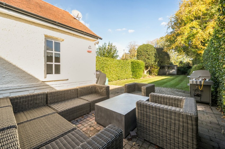 Images for Flackwell Heath, High Wycombe EAID:2640919782 BID:FHH