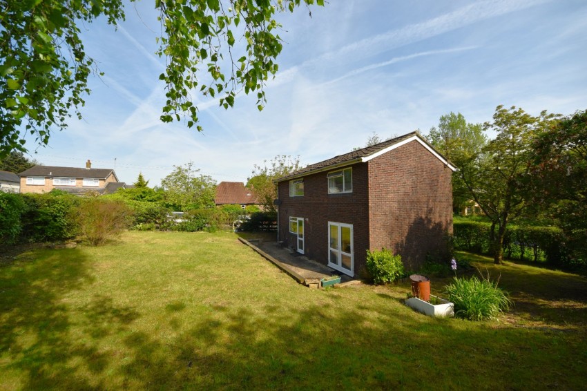 Images for High Wycombe EAID:2640919782 BID:FHL
