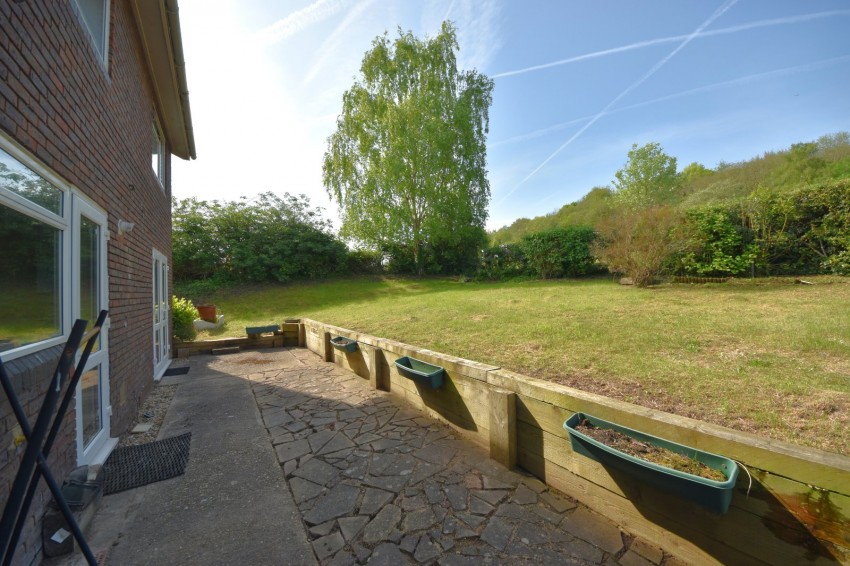 Images for High Wycombe EAID:2640919782 BID:FHL