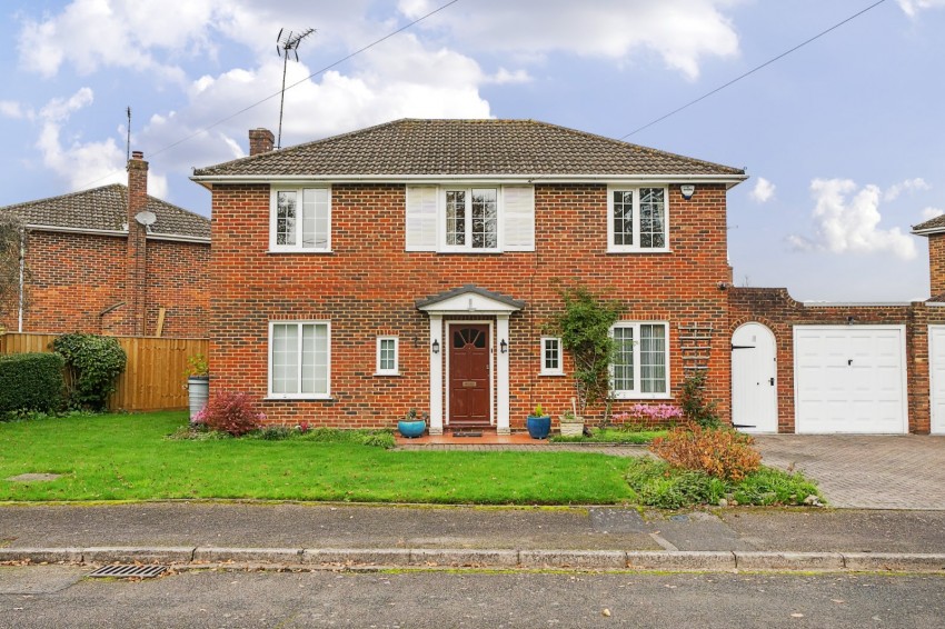 Images for Flackwell Heath, High Wycombe, Buckinghamshire EAID:2640919782 BID:FHH