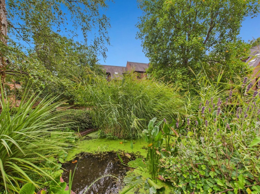 Images for High Wycombe, Buckinghamshire EAID:2640919782 BID:FHH