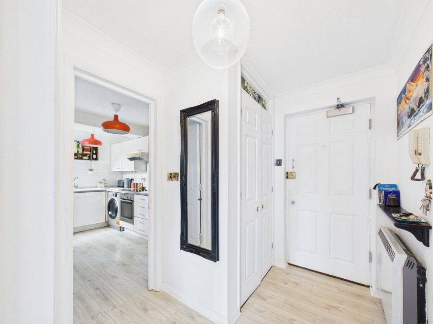 Images for High Wycombe, Buckinghamshire EAID:2640919782 BID:FHH