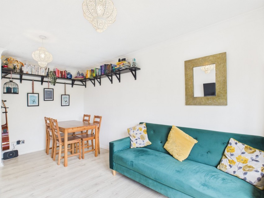 Images for High Wycombe, Buckinghamshire EAID:2640919782 BID:FHH