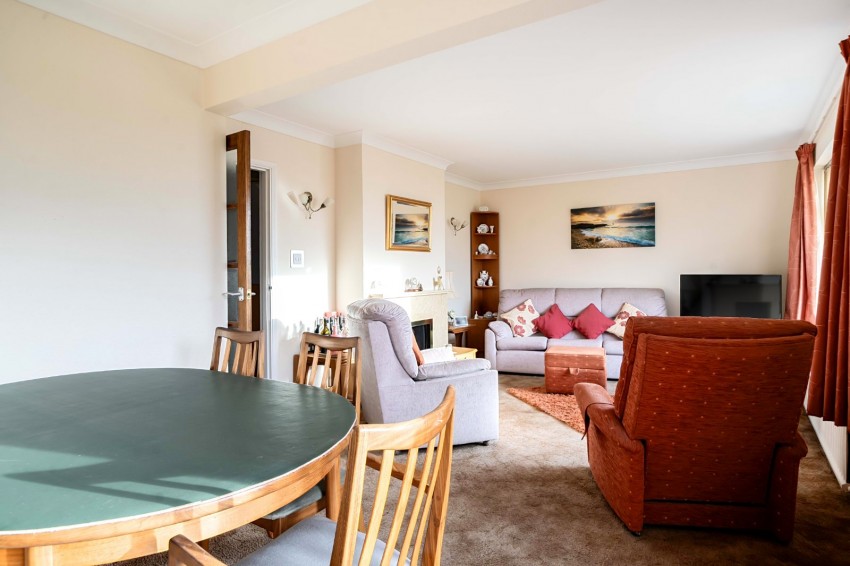 Images for Flackwell Heath, High Wycombe, Buckinghamshire EAID:2640919782 BID:FHH