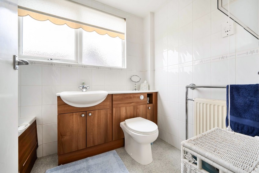 Images for Flackwell Heath, High Wycombe, Buckinghamshire EAID:2640919782 BID:FHH