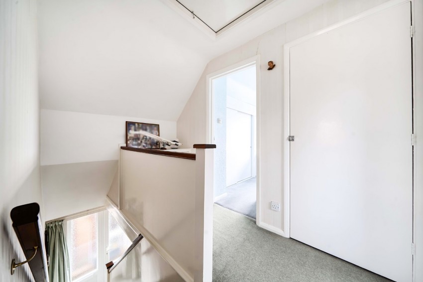 Images for Flackwell Heath, High Wycombe, Buckinghamshire EAID:2640919782 BID:FHH