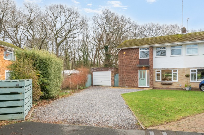 Images for Flackwell Heath, High Wycombe, Buckinghamshire EAID:2640919782 BID:FHH