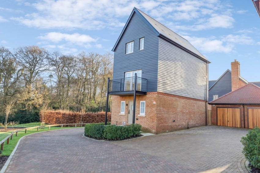 Images for High Wycombe, Buckinghamshire EAID:2640919782 BID:FHH