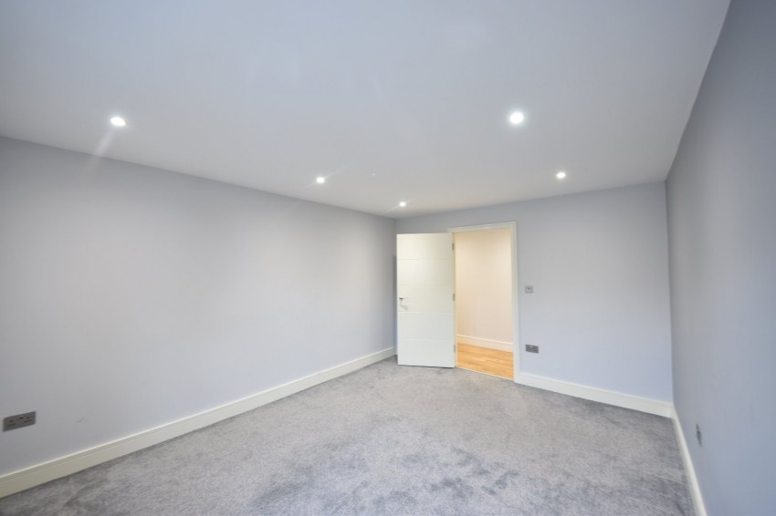Images for Loudwater, High Wycombe, Buckinghamshire EAID:2640919782 BID:FHH