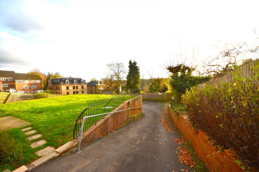 Images for High Wycombe, Buckinghamshire EAID:2640919782 BID:FHL