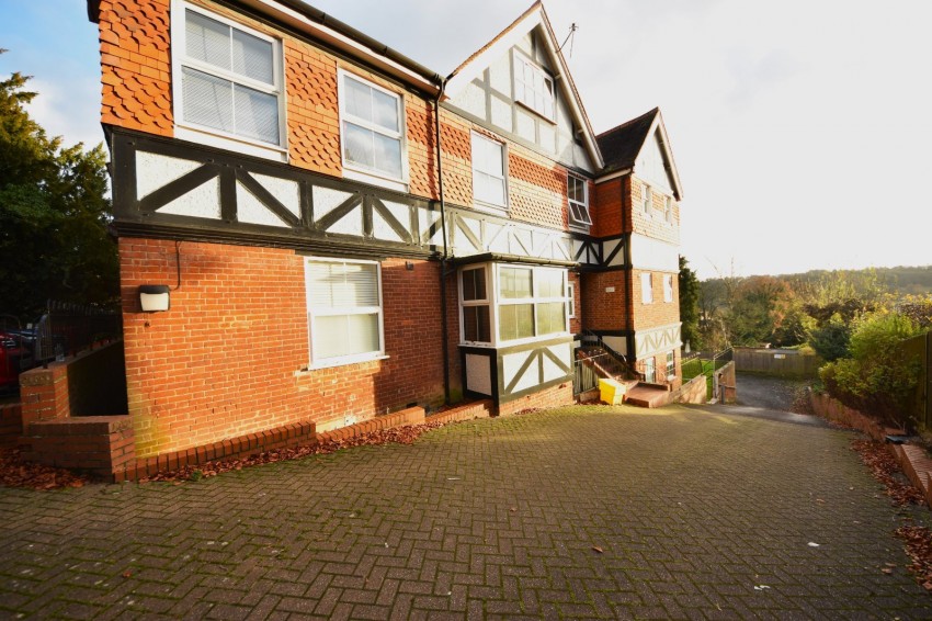 Images for High Wycombe, Buckinghamshire EAID:2640919782 BID:FHL