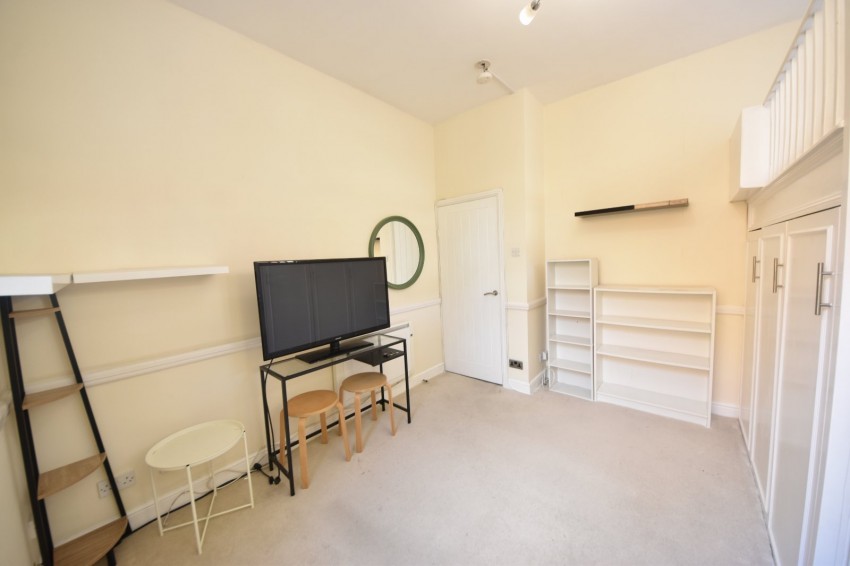 Images for High Wycombe, Buckinghamshire EAID:2640919782 BID:FHL