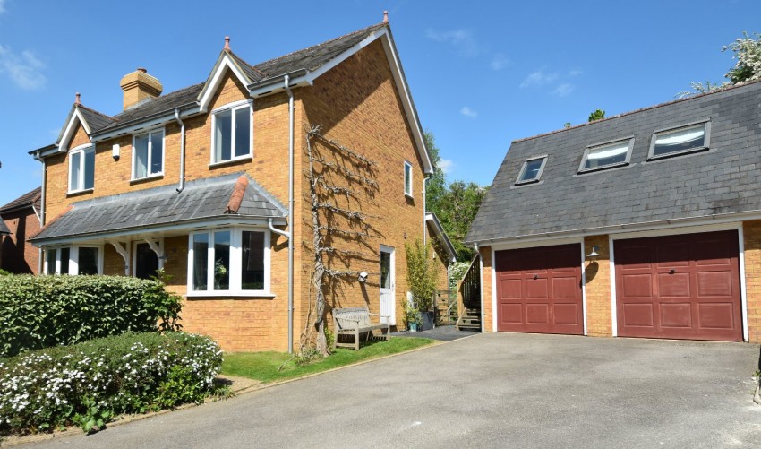 Images for Loudwater, High Wycombe, Buckinghamshire EAID:2640919782 BID:FHH