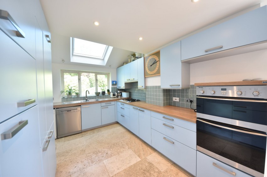 Images for Loudwater, High Wycombe, Buckinghamshire EAID:2640919782 BID:FHH