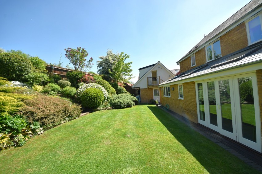 Images for Loudwater, High Wycombe, Buckinghamshire EAID:2640919782 BID:FHH