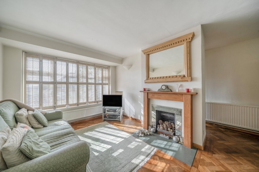 Images for Bourne End, Buckinghamshire EAID:2640919782 BID:FHH