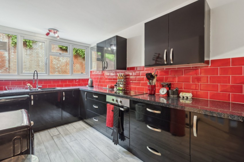 Images for High Wycombe, Buckinghamshire EAID:2640919782 BID:FHH