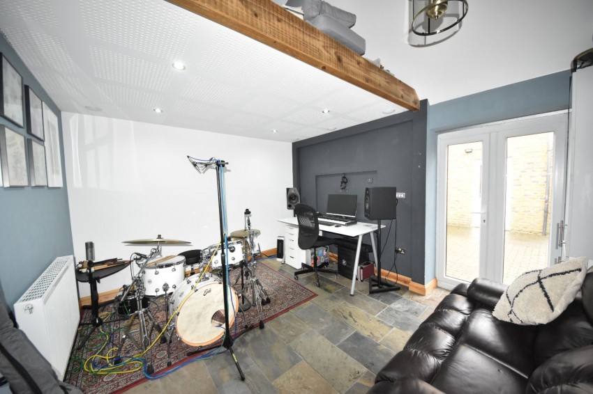 Images for Bourne End, Buckinghamshire EAID:2640919782 BID:FHH