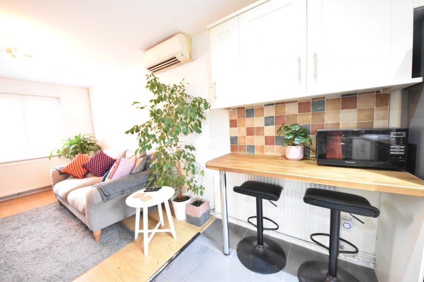 Images for Bourne End, Buckinghamshire EAID:2640919782 BID:FHH