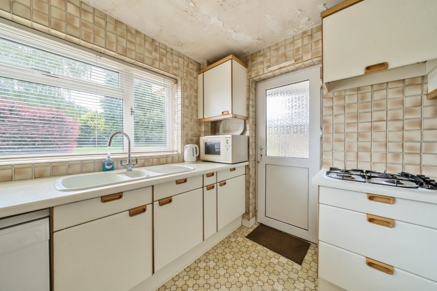 Images for Loudwater, High Wycombe, Buckinghamshire EAID:2640919782 BID:FHH