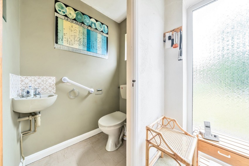 Images for Loudwater, High Wycombe, Buckinghamshire EAID:2640919782 BID:FHH