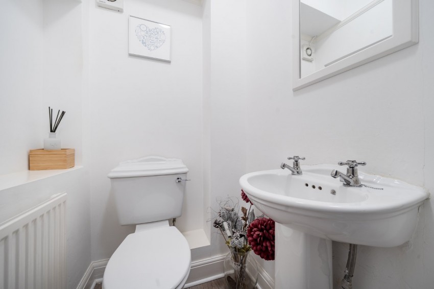 Images for Flackwell Heath, High Wycombe, Buckinghamshire EAID:2640919782 BID:FHH