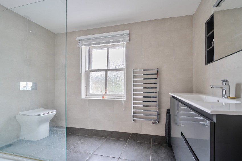 Images for Flackwell Heath, High Wycombe, Buckinghamshire EAID:2640919782 BID:FHH