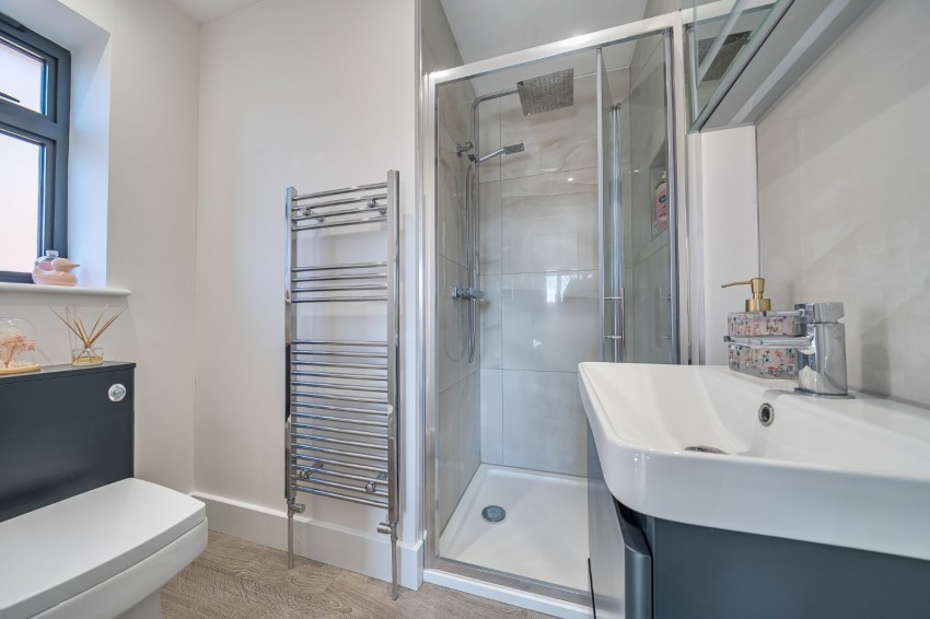 Images for Flackwell Heath, High Wycombe, Buckinghamshire EAID:2640919782 BID:FHH