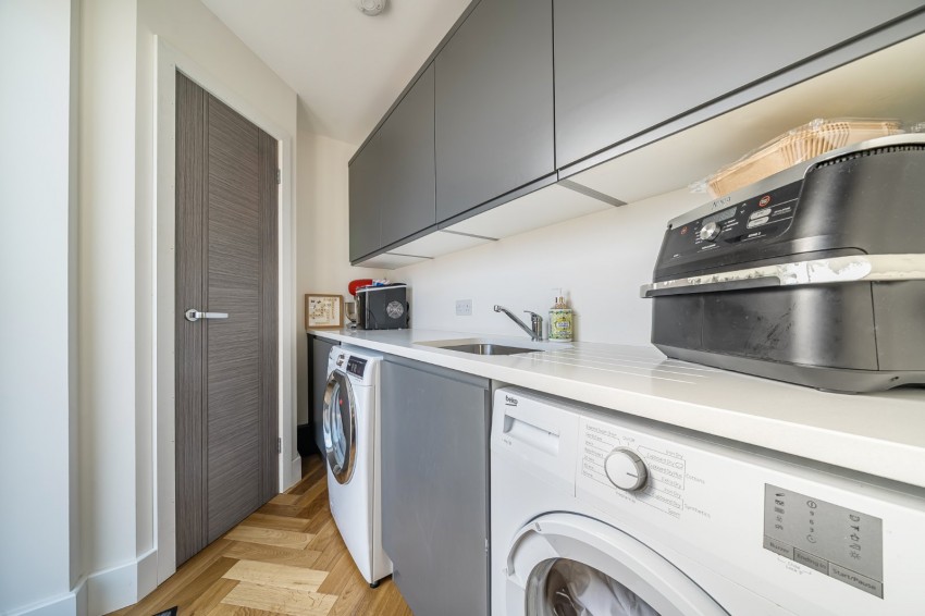 Images for Flackwell Heath, High Wycombe, Buckinghamshire EAID:2640919782 BID:FHH