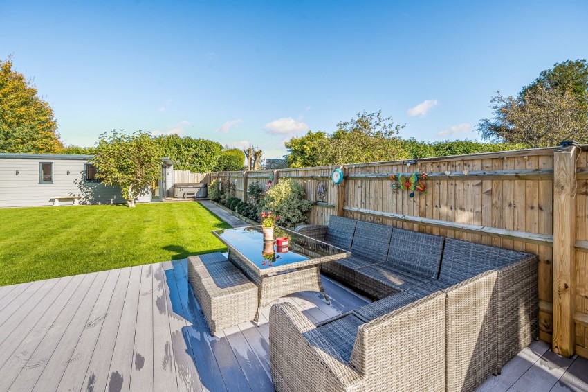 Images for Flackwell Heath, High Wycombe, Buckinghamshire EAID:2640919782 BID:FHH