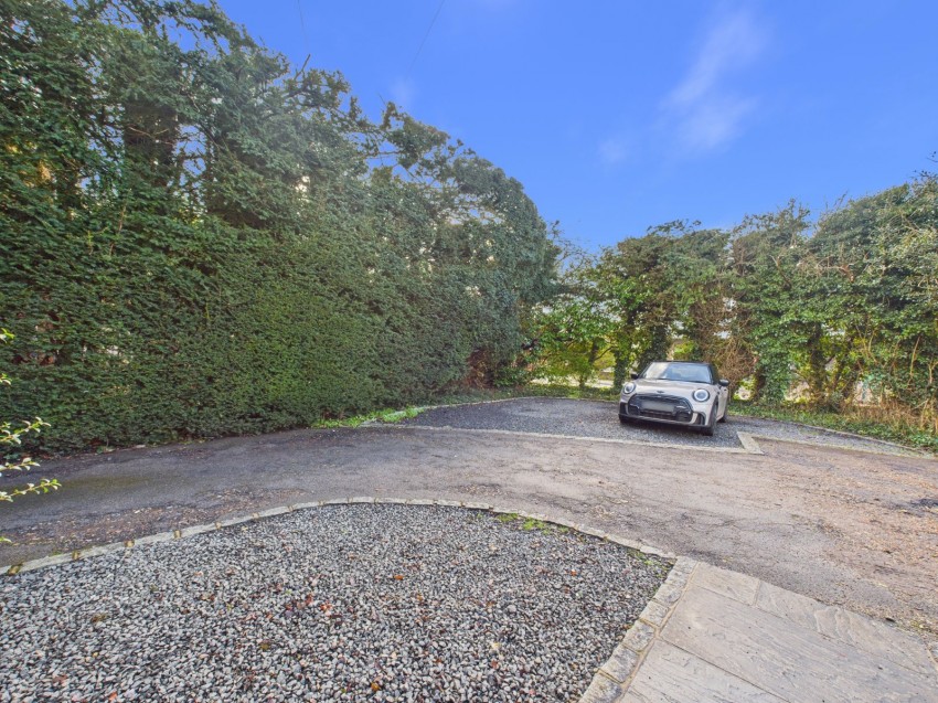 Images for Flackwell Heath, High Wycombe, Buckinghamshire EAID:2640919782 BID:FHH