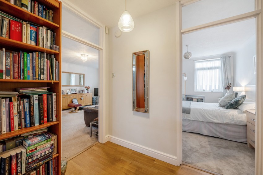 Images for High Wycombe, Buckinghamshire EAID:2640919782 BID:FHH