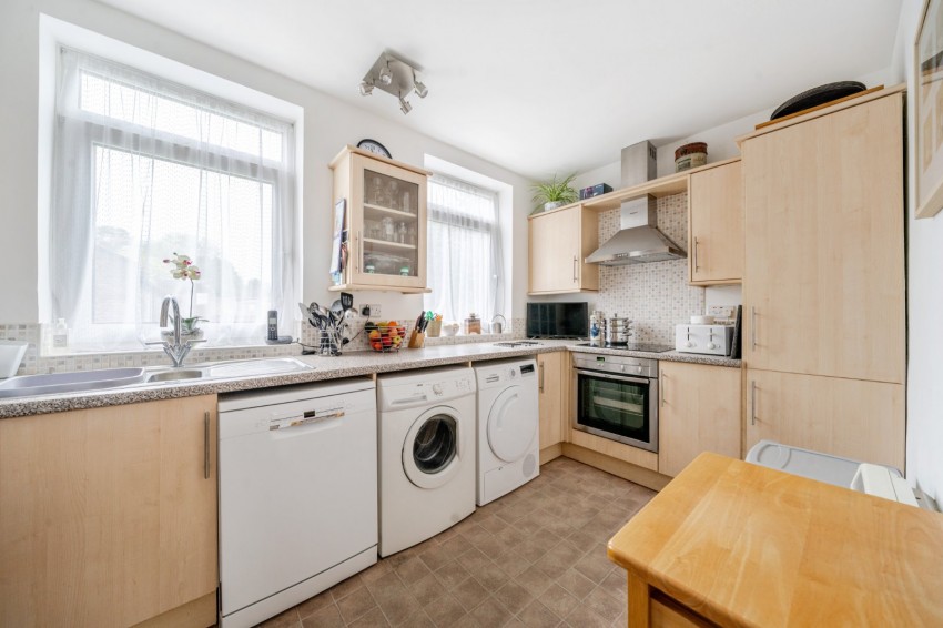 Images for High Wycombe, Buckinghamshire EAID:2640919782 BID:FHH
