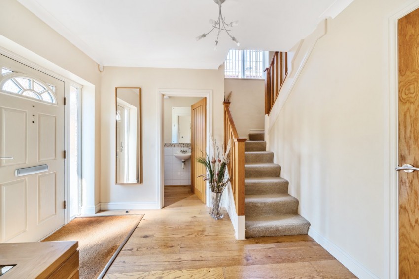 Images for High Wycombe, Buckinghamshire EAID:2640919782 BID:FHH