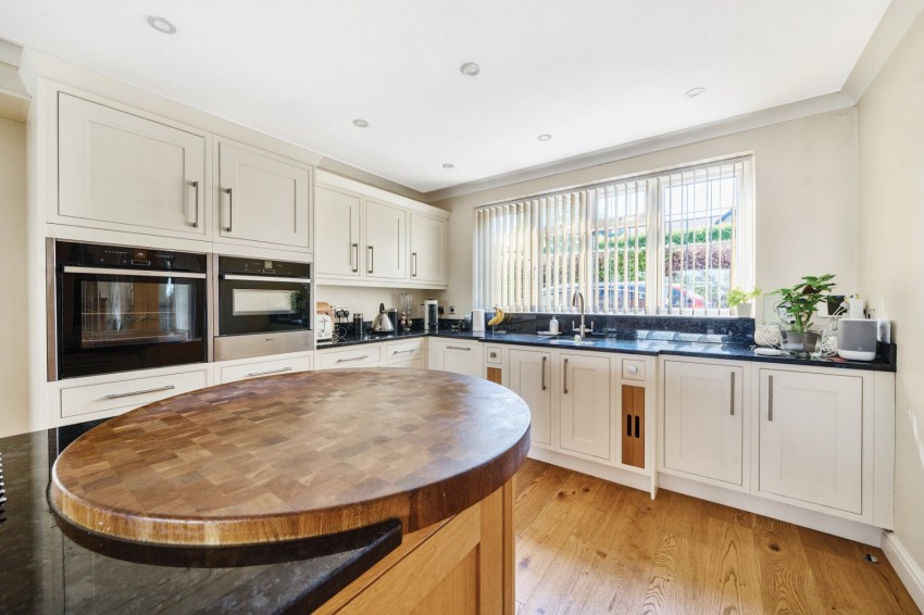 Images for High Wycombe, Buckinghamshire EAID:2640919782 BID:FHH