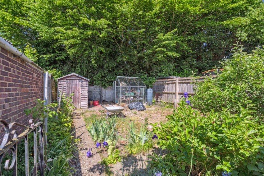 Images for Flackwell Heath, High Wycombe, Buckinghamshire EAID:2640919782 BID:FHH