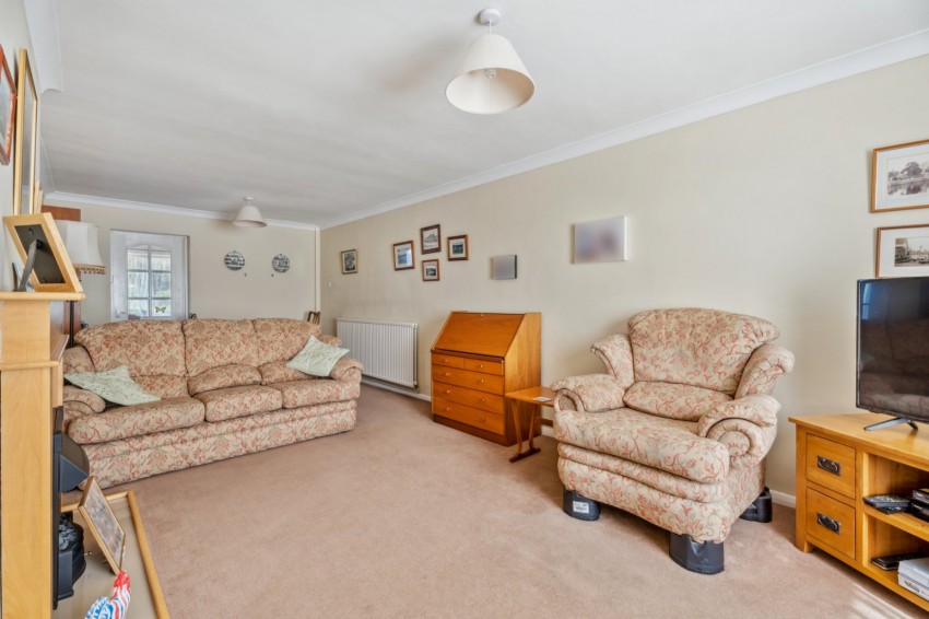 Images for Flackwell Heath, High Wycombe, Buckinghamshire EAID:2640919782 BID:FHH