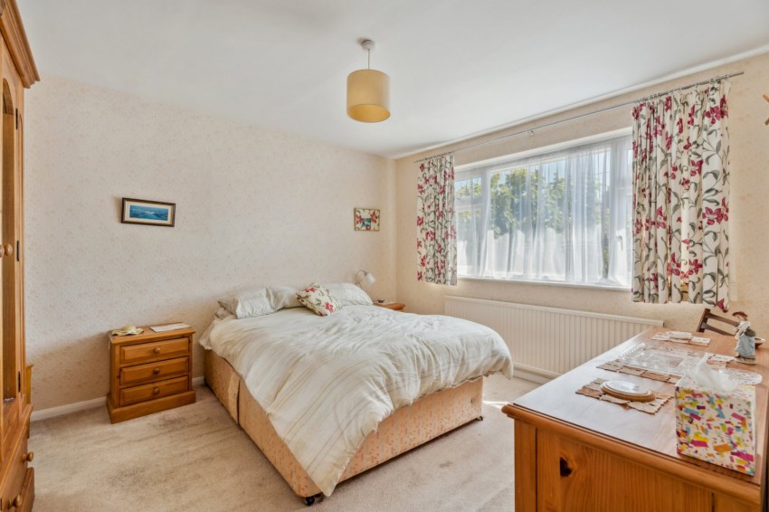 Images for Flackwell Heath, High Wycombe, Buckinghamshire EAID:2640919782 BID:FHH