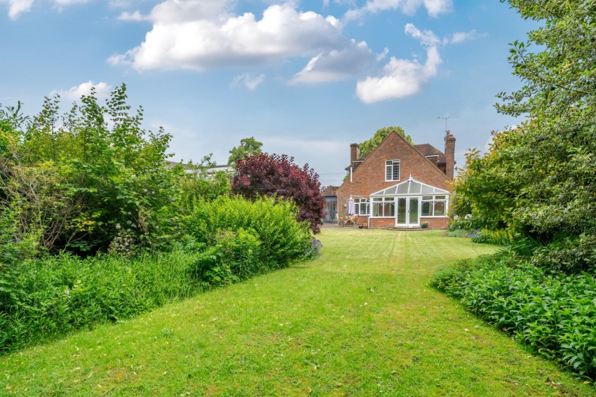 Images for Flackwell Heath, High Wycombe, Buckinghamshire EAID:2640919782 BID:FHH
