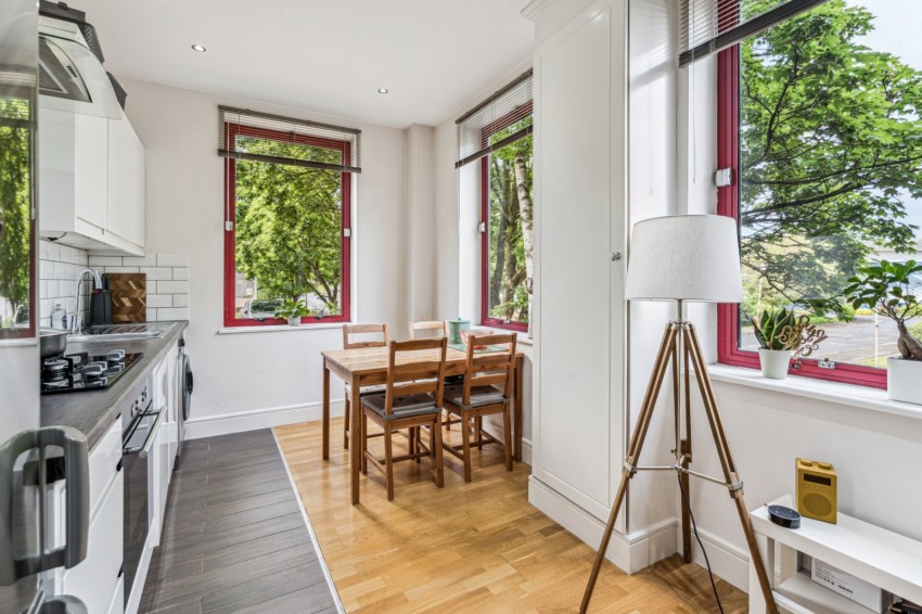 Images for Loudwater, High Wycombe, Buckinghamshire EAID:2640919782 BID:FHH