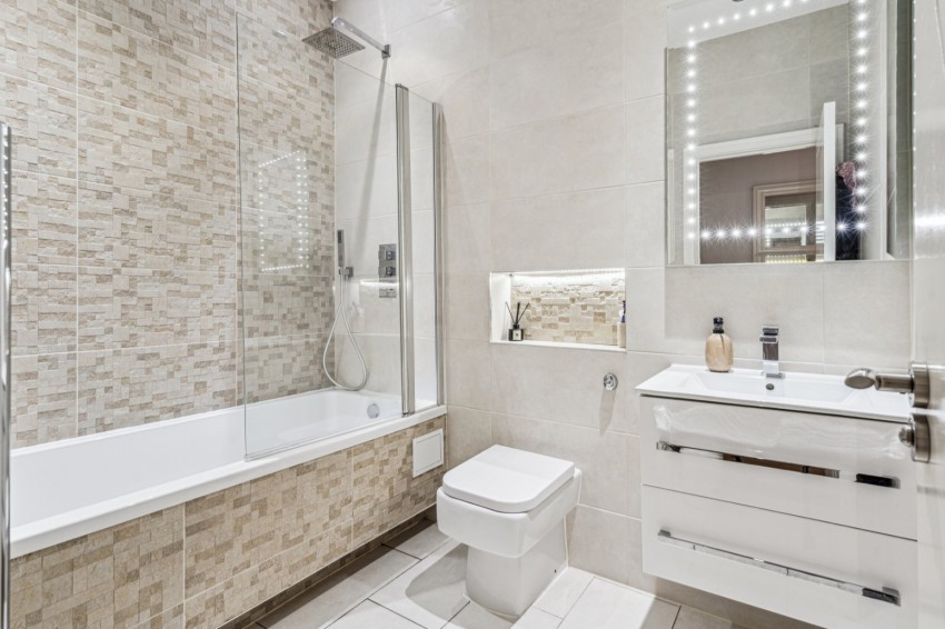 Images for Loudwater, High Wycombe, Buckinghamshire EAID:2640919782 BID:FHH